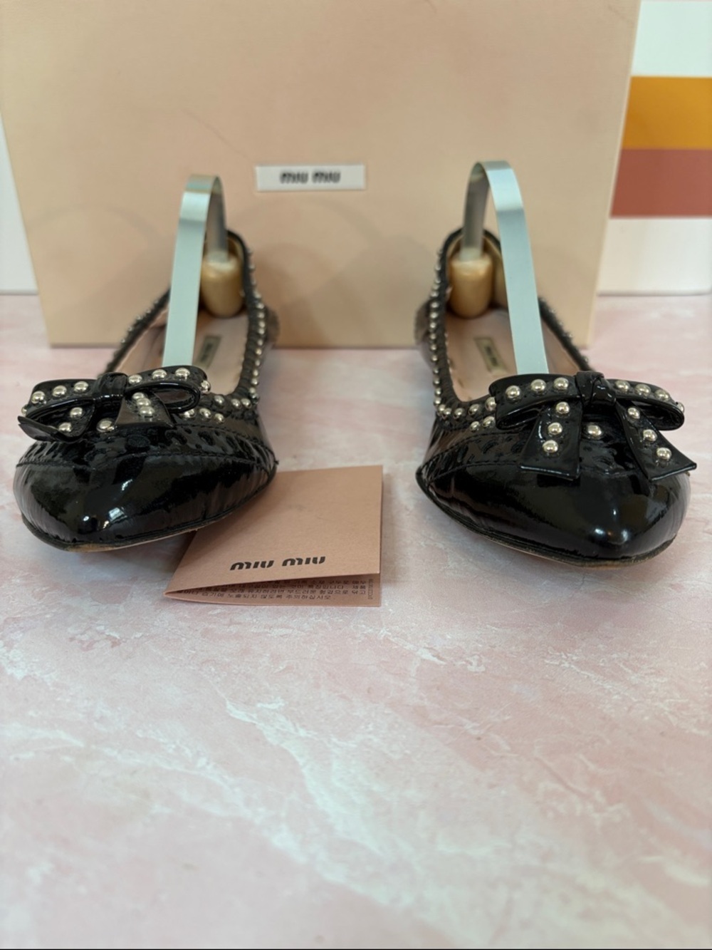 Miu Miu Calzature Vernice Black Patent Studded Bow Pointed Ballet Flats 37/ us7 - Picture 5 of 7